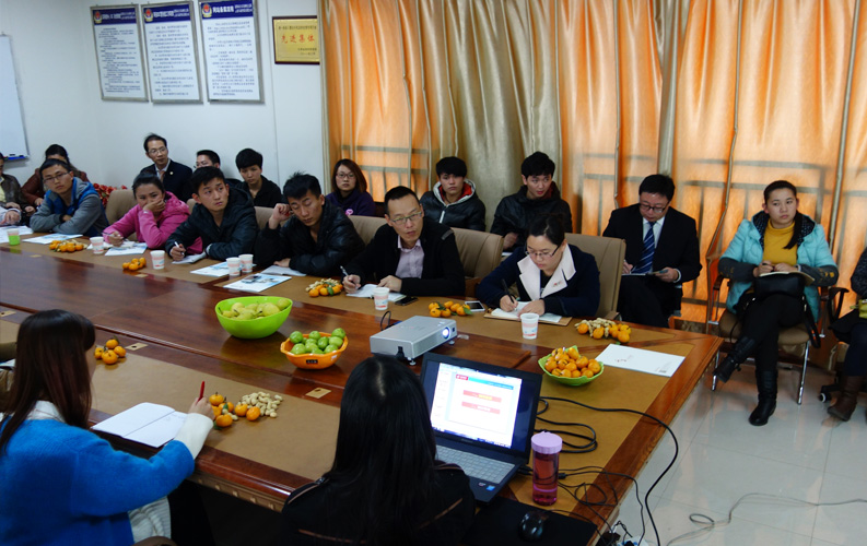 天博体育第四届客户沙龙及网络营销分享会于2013年10月23日举行，30余家客户参加了本次沙龙和讲座，并给予高度赞许和认可。事实证明，天博体育在不断强化产品和服务品质的同时，天博体育还持续不断加强对客户网站运营和营销推广上的支持。选择天博体育，就是选择了一条通往新媒体营销和电子商务的捷径。