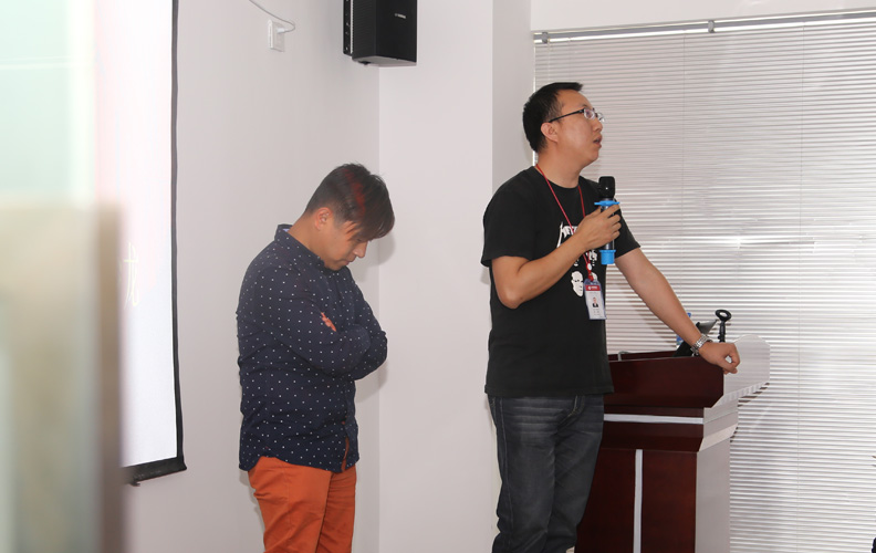 天博体育客户沙龙免费报名热线：400-739-1200